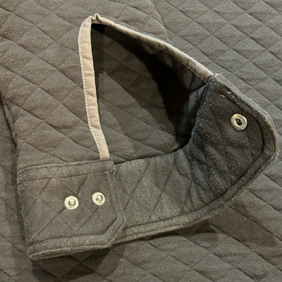 WOOLRICH Men's Henley Fleece Quilted Pullover Sweatshirt - Picture 4 of 6